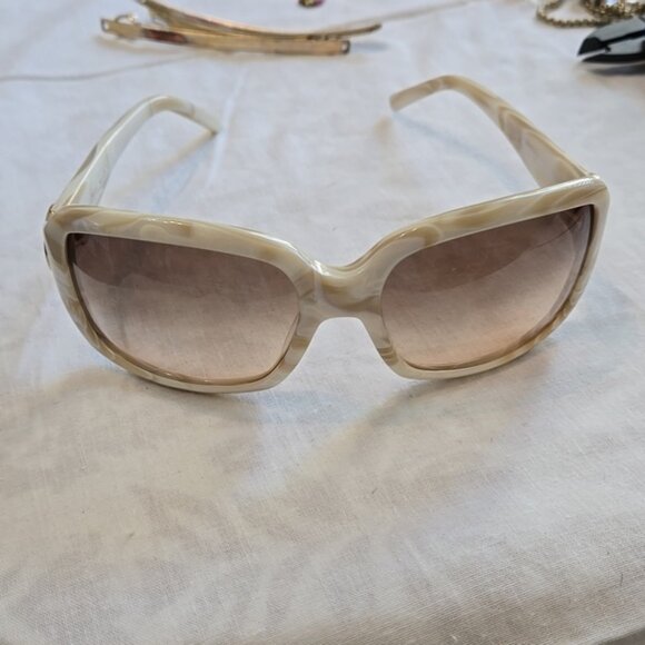 Kate Spade Estelle/S sunglasses 125 Made In Italy with Green Case - Picture 1 of 9